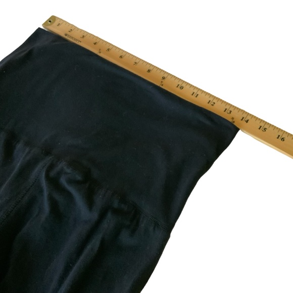 Poof! Leggings Black Capri Length With Cutout Bottom High Waisted Size Large - Picture 6 of 9
